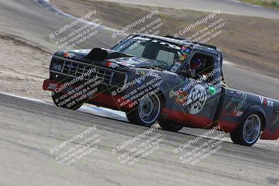 media/Sep-27-2025-24 Hours of Lemons (Sat) [[04fd3ac4ac]]/1pm (Off Ramp)/